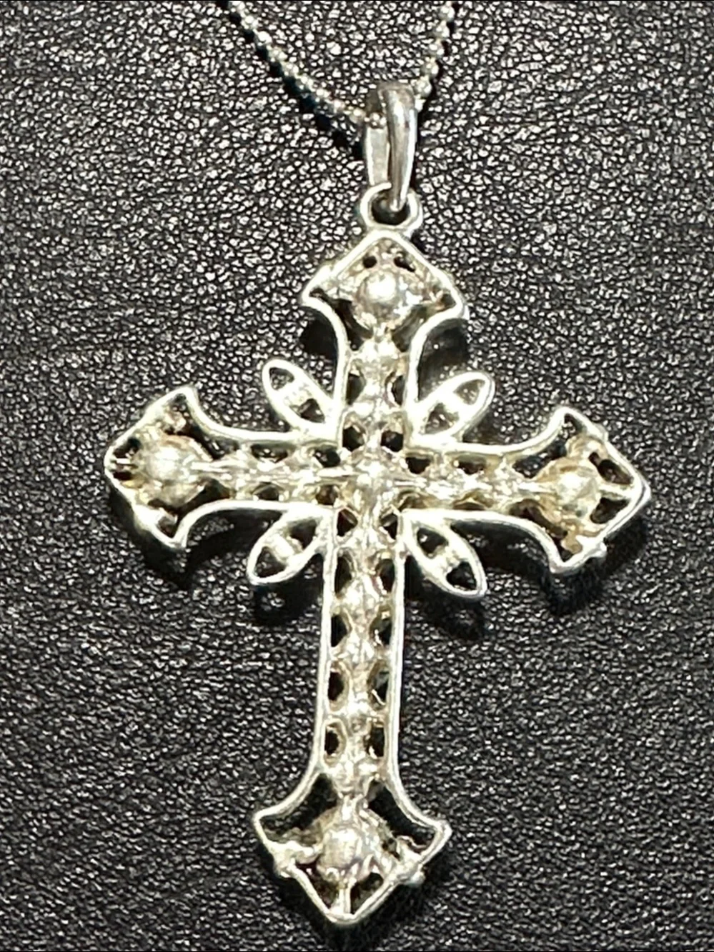 Premier Designs Grace Silver Tone Cross Necklace